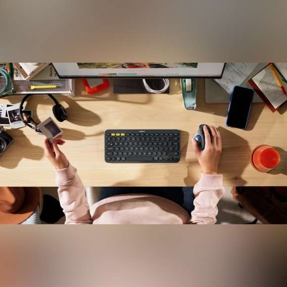 Logitech K380 Multi-Device Bluetooth Keyboard - Picture 3 of 14